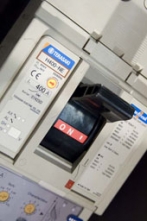 Pramoniniai TERASAKI MCCB automatiniai jungikliai
